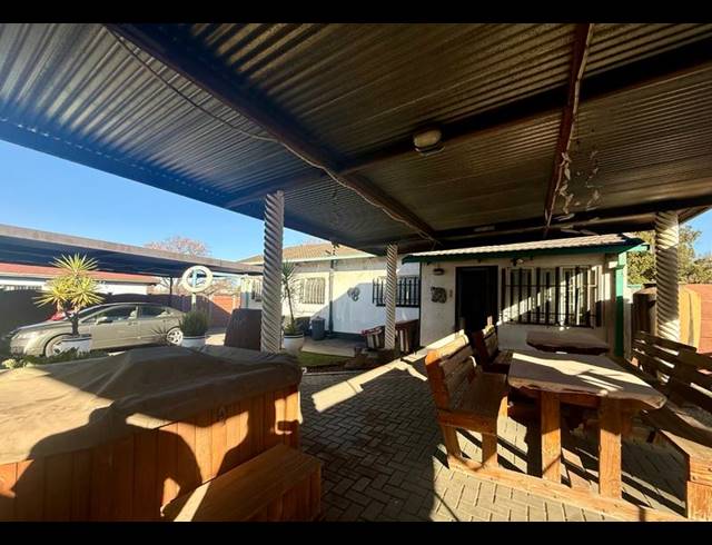 3 BEDROOM HOUSE FOR SALE IN VANDERBIJLPARK CW 3